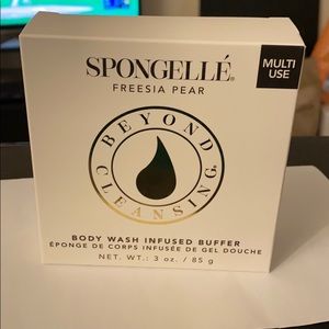 Spongelle boxed flower buffer